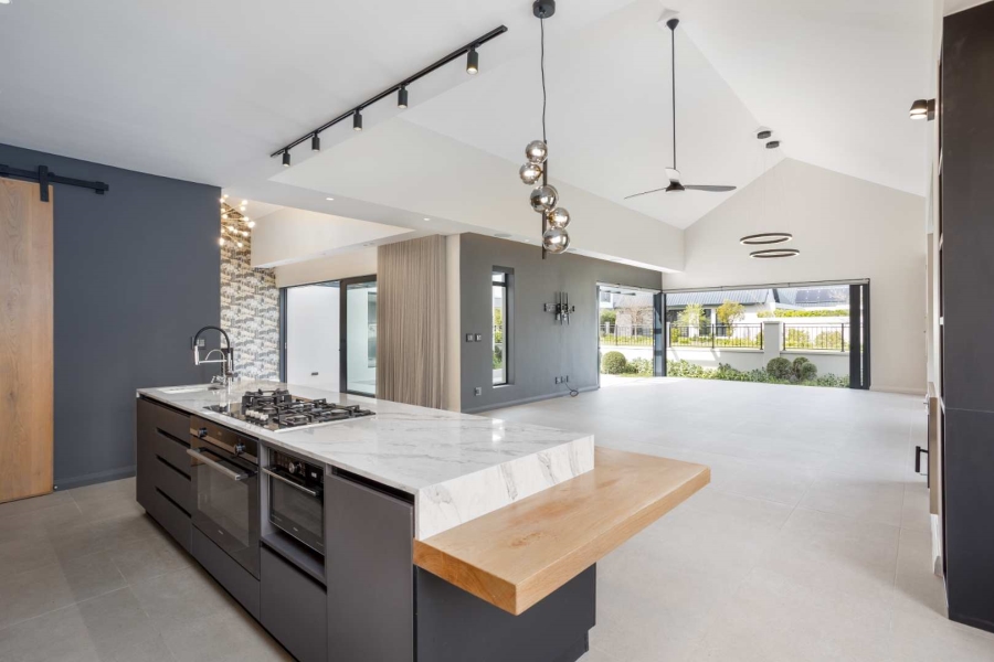 To Let 3 Bedroom Property for Rent in Val De Vie Estate Western Cape